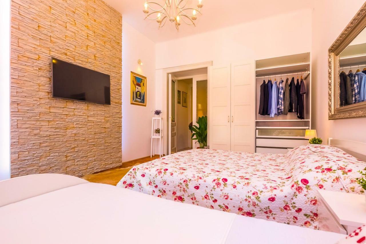 Conty Apartment Rijeka Exterior foto